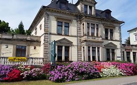 Galeriecafe Und Pension Ambiente
